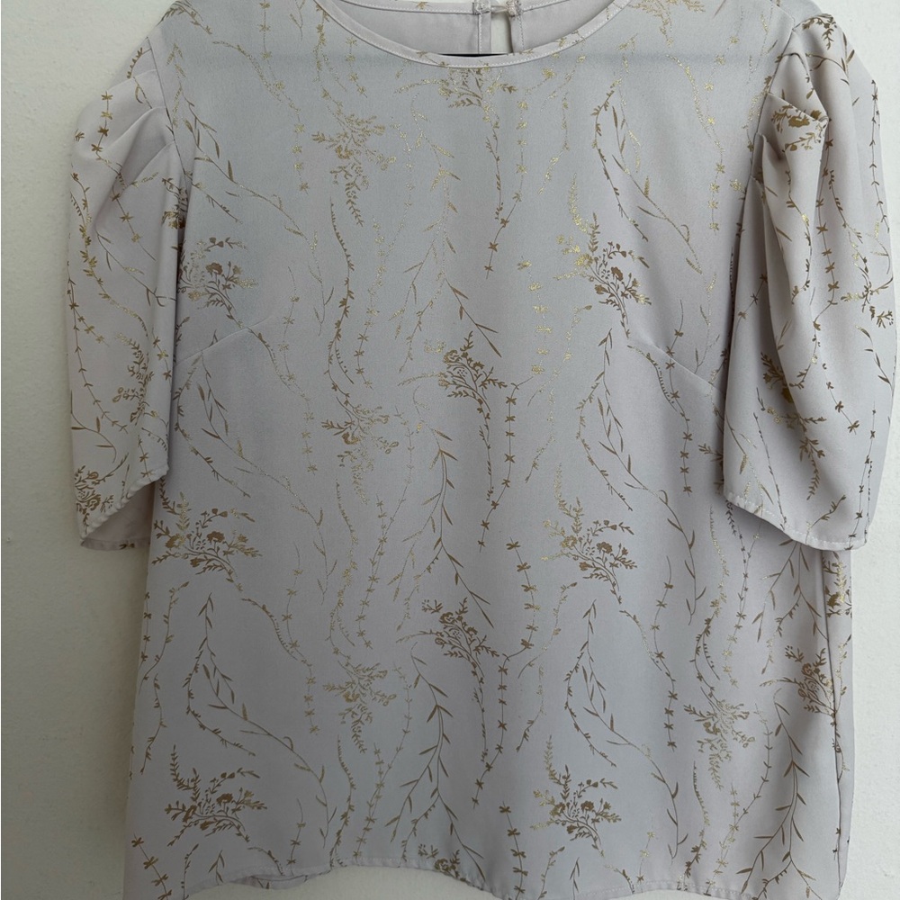 Elegant Gold Patterned Women's Top